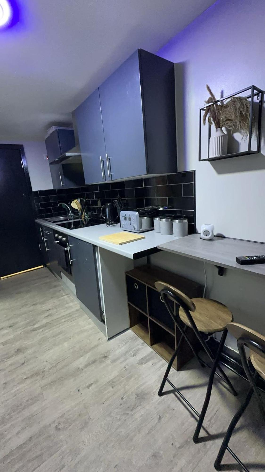 Apartment In Town